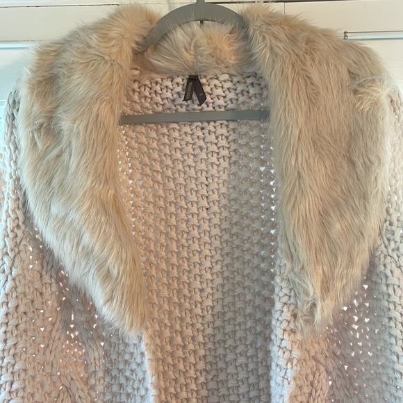 Stetson Women’s Cable Knit Faux Fur Cardigan Sz XS - Picture 3 of 9
